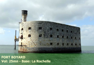 Vol en Hélicoptère - Fort Boyard: La Rochelle, Fort Boyard, Ile Aix & Madame, Fort Enet, Fouras, Baie Aiguillon - <b><font color=red>vol 25mn</font> - tarif par personne</b> - base la rochelle (17A) - réf:HTPC_FJS